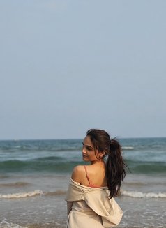 Swetha Naidu (Telugu Ammayi) - puta in Hyderabad Photo 3 of 3