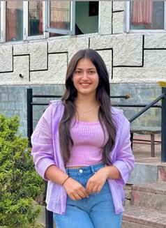 Swwety Gupta - escort in Ahmedabad Photo 9 of 15