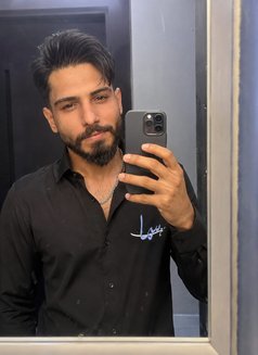 Sy Master - Male escort in Beirut Photo 3 of 5