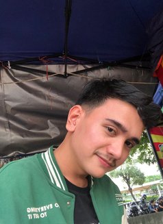 Syarif Hidayatullah - Male escort in Jakarta Photo 3 of 5