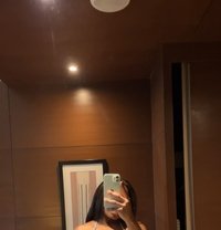 Sydney - escort in Gurgaon Photo 1 of 3