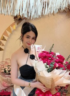 Summer full service just arrived - escort in Singapore Photo 12 of 12