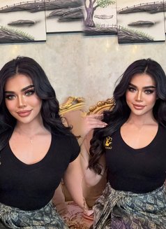 Sydney Lady Boy - Masajista in Dubai Photo 5 of 8