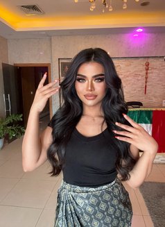 Sydney Lady Boy - Masajista in Dubai Photo 7 of 8