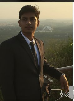 Syed Zeshan - Male escort in Islamabad Photo 1 of 3