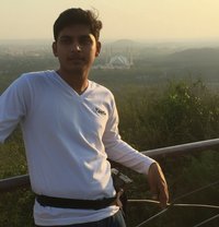 Syed Zeshan - Male escort in Islamabad