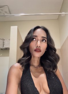 Syeren - adult performer in Bali Photo 3 of 5