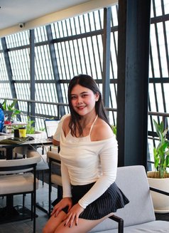 Syiffa - escort in Jakarta Photo 4 of 5