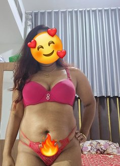 Syini 3some Cupol Massge Group Sex - puta in Dubai Photo 15 of 20