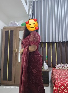 Syini 3some Cupol Massge Group Sex - puta in Dubai Photo 19 of 20