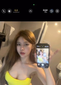 Sylvia - escort in Guangzhou Photo 3 of 4