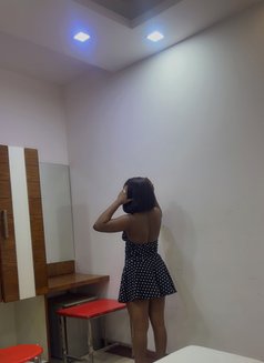 Sylvia - escort in New Delhi Photo 8 of 9