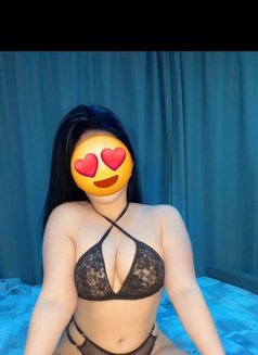 Syrian lolo - escort in Dubai Photo 1 of 7