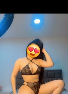 Syrian lolo - escort in Dubai Photo 2 of 7