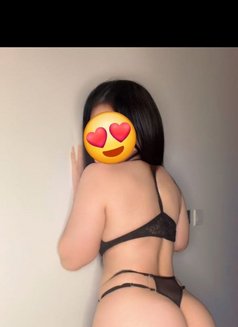 Syrian lolo - escort in Dubai Photo 3 of 7