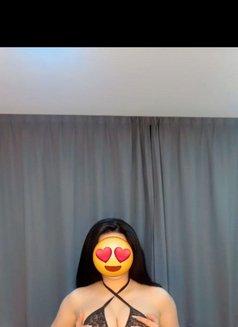 Syrian lolo - escort in Dubai Photo 5 of 7