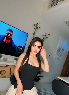 Syrian RAMA - escort in Dubai Photo 8 of 10