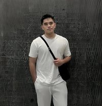 Szxiam - masseur in Makati City