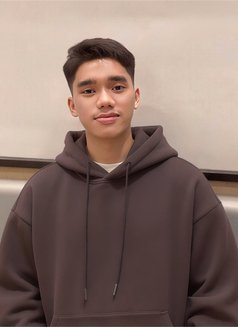 Szxiam - masseur in Makati City Photo 5 of 8