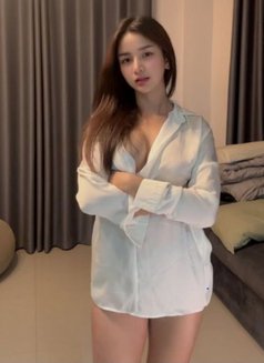 Tốnhư - escort in Madinah Photo 3 of 5