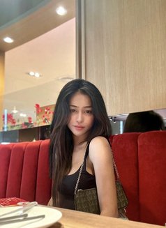 T Sjasmin - Acompañantes transexual in Manila Photo 1 of 3