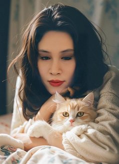 T Sweiwei - Transsexual escort in Beijing Photo 4 of 8