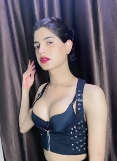 Taara mistress - Agencia de acompañantes transexuales in Noida Photo 14 of 20