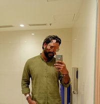 Aaru Male Escort (For Everyone) - Male escort in New Delhi