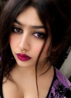 Tabassum T - masseuse in New Delhi Photo 1 of 5