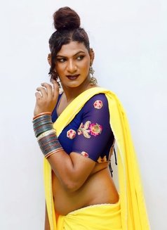 Tabu - Transsexual escort in Mumbai Photo 6 of 19