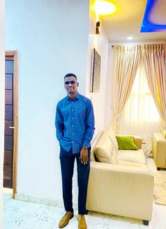 Tade - Male escort in Lagos, Nigeria Photo 3 of 4