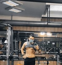 Tadeh - Acompañantes masculino in Dubai