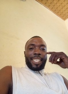 Taden007 - Male escort in Lagos, Nigeria Photo 3 of 3