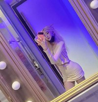 Taeri - Transsexual escort in Phuket