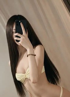 Taeri - Transsexual escort in Phuket Photo 11 of 11