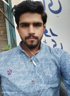 Aryan - Acompañantes masculino in Lahore Photo 2 of 7