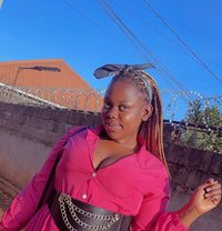 Tahia - escort in Kampala