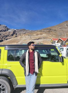 Tahir - Male escort in Kolkata Photo 4 of 4