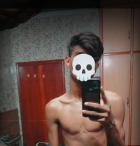 Tahir - Male adult performer in Lahore