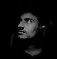 Tahir - Male adult performer in Lahore