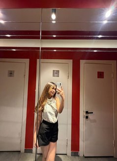 Tahlia - escort in Dubai Photo 7 of 11
