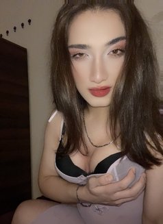 Tai - Transsexual escort in Beirut Photo 7 of 8