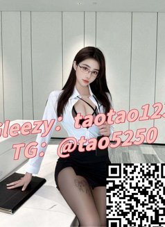 Taiwan’s Premium Escort Service - Agencia de putas in Taichung Photo 15 of 16