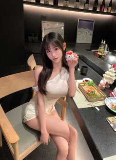 Taiwan Top Class 77 Outcall Tea Service - Agencia de putas in Taipei Photo 1 of 12