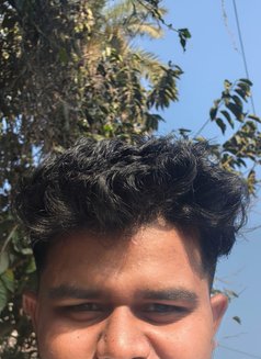 Taizer - Male escort in Kolkata Photo 3 of 3