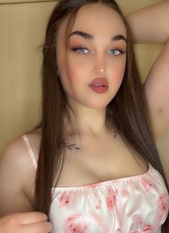 Taj. Alali - Transsexual escort in Beirut Photo 6 of 6