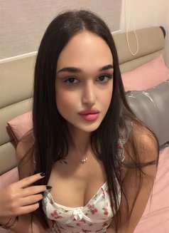 Taj. Alali - Transsexual escort in Beirut Photo 14 of 15