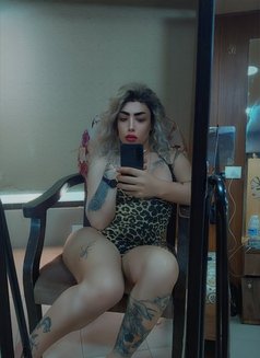 Taj Queen - Transsexual escort in Beirut Photo 18 of 18