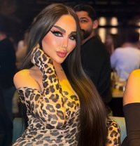 NooR - escort in Amman Photo 5 of 9