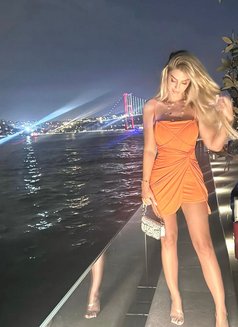 Tala ๐ฑ๐ง - escort in Riyadh Photo 1 of 1